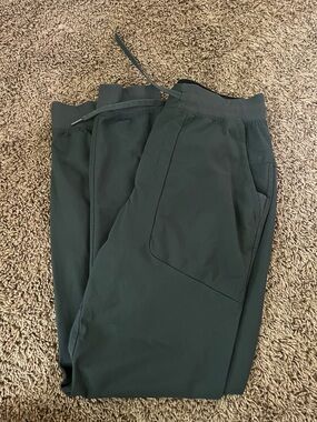 Men’s Lululemon City Sweat Charcoal Joggers Size Small